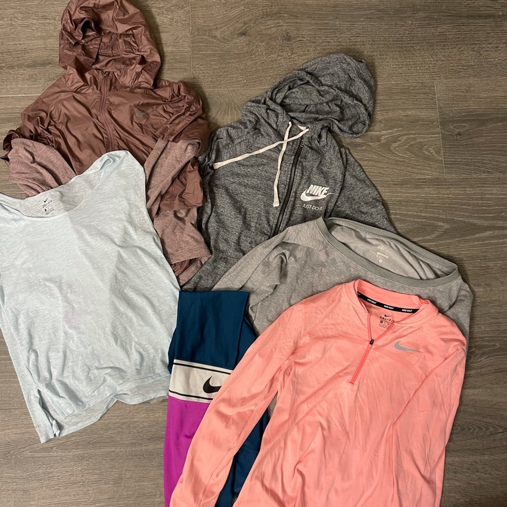 Nike Bundle!! All Nike Items